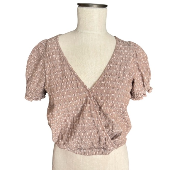 Madewell Tops - Madewell  Jacquard Puff Sleeve Faux-Wrap Cropped Cotton Embroidered Top Sz XS